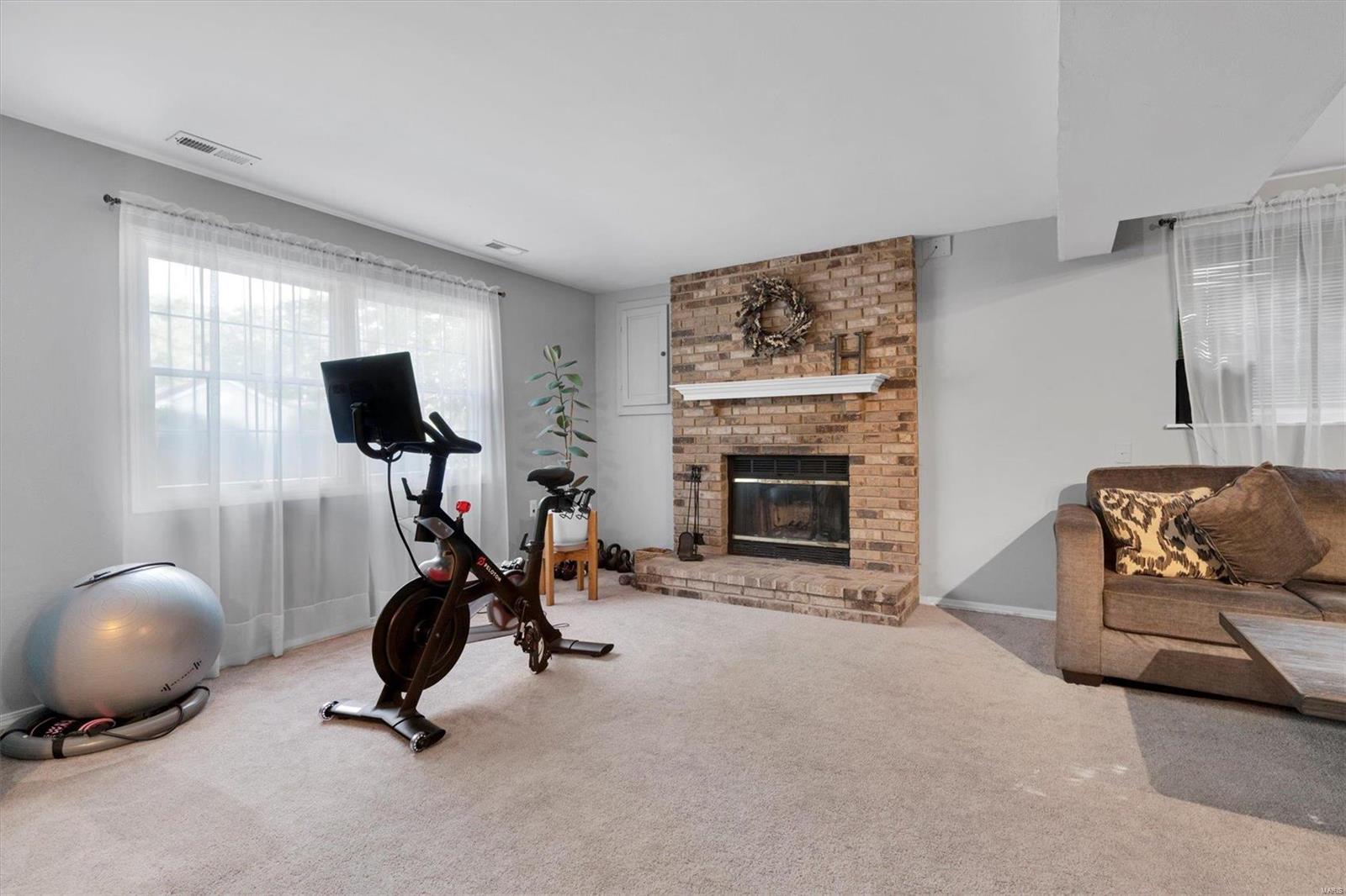 Pointe South 1 - Residential