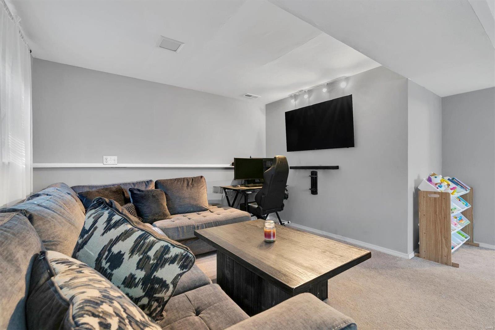 Pointe South 1 - Residential