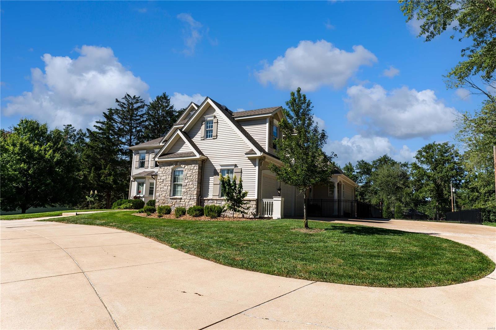 Bellecoeur 6 - Residential