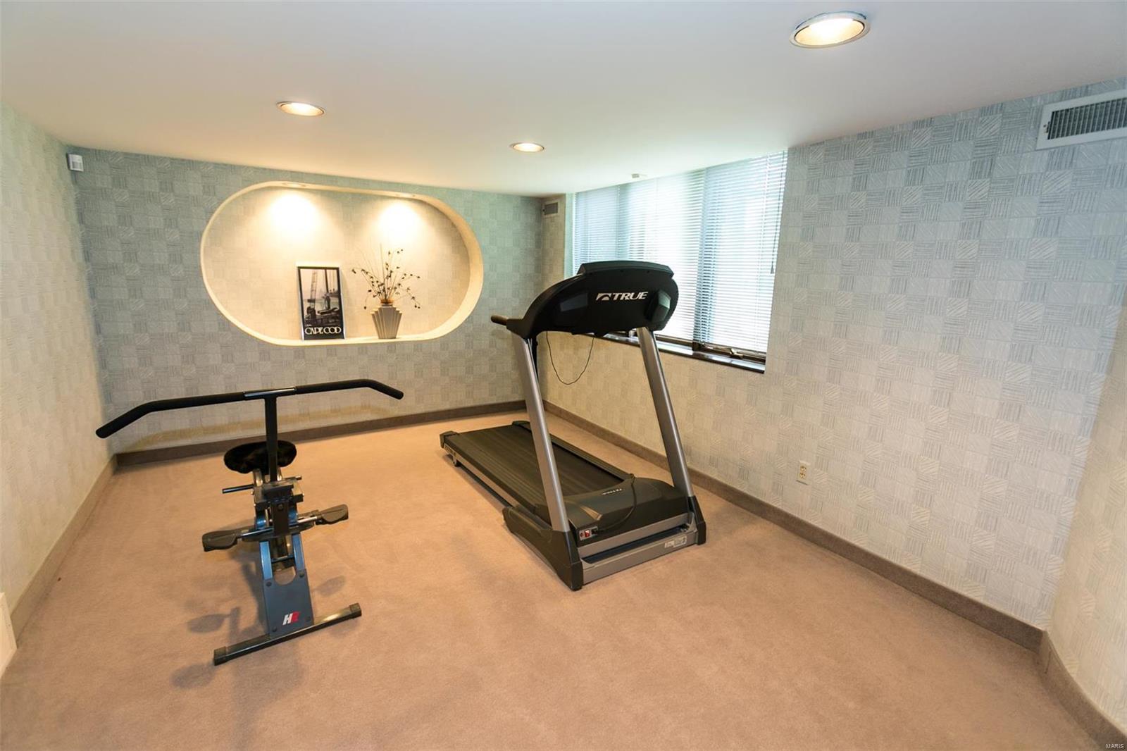 Cheshire Farm - Residential