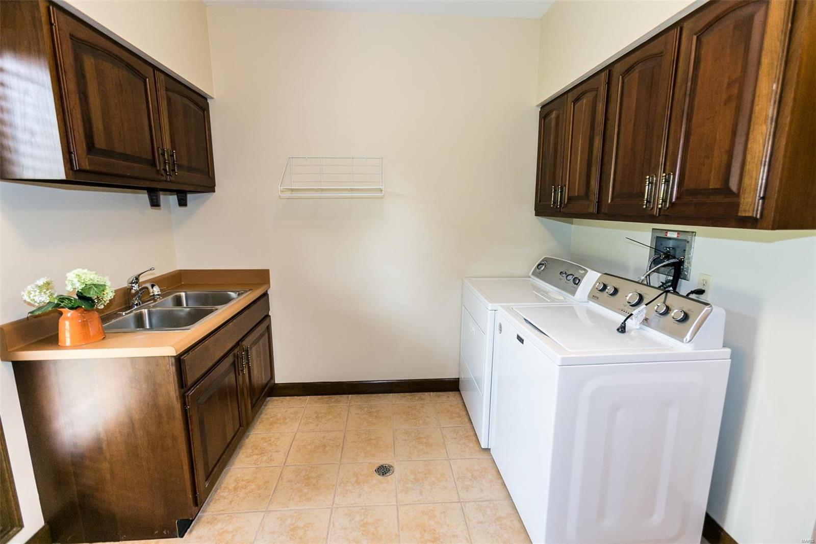 Cheshire Farm - Residential