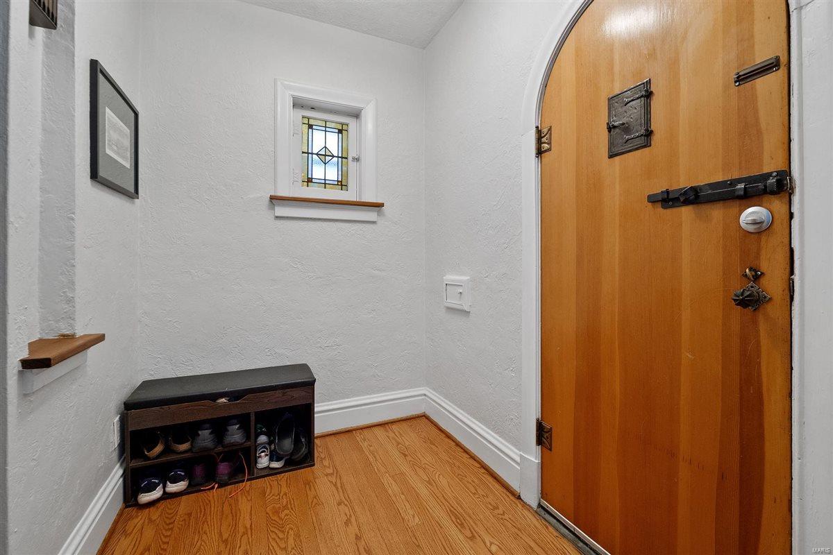 St Louis, Missouri 63109, United States, 4 Bedrooms Bedrooms, ,3 BathroomsBathrooms,Residential,Pending,115496