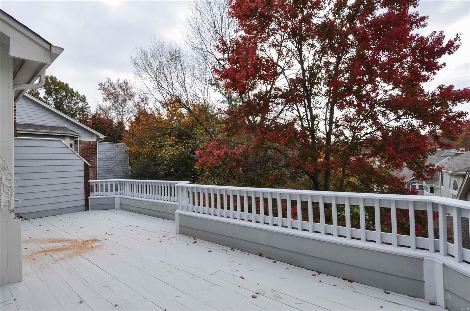 Terraces At Woods Mill Cove Five - Residential