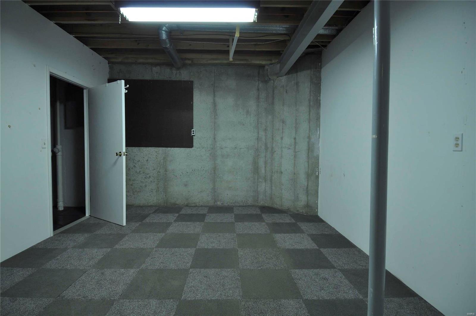 Terraces At Woods Mill Cove Five - Residential