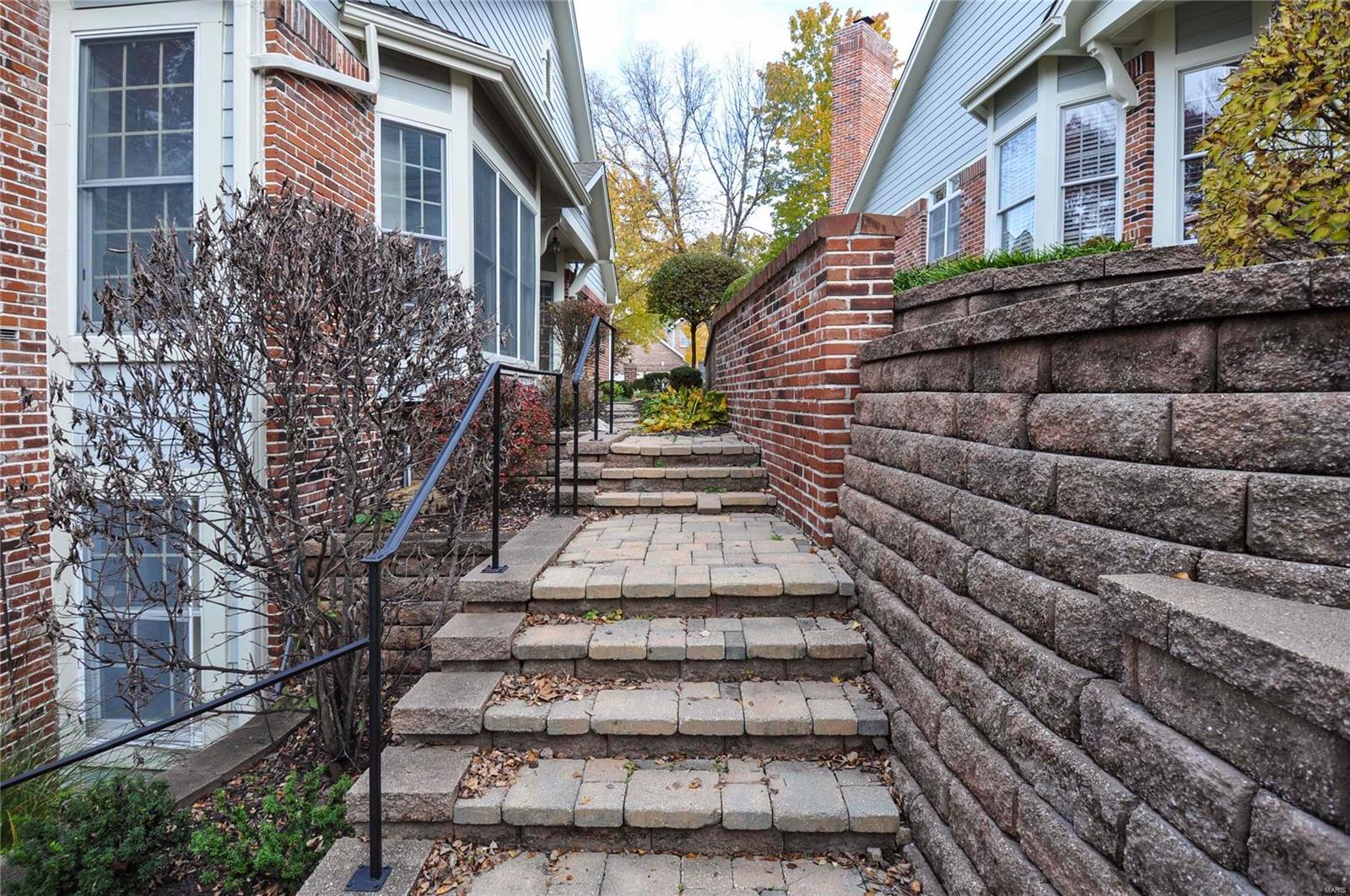 Terraces At Woods Mill Cove Five - Residential