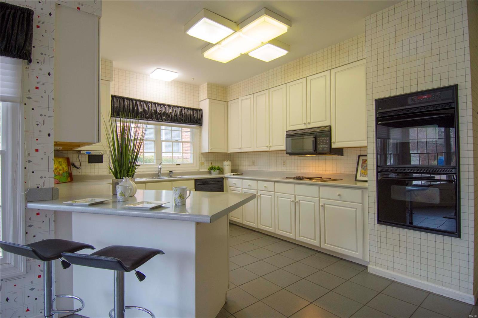 Terraces At Woods Mill Cove Five - Residential