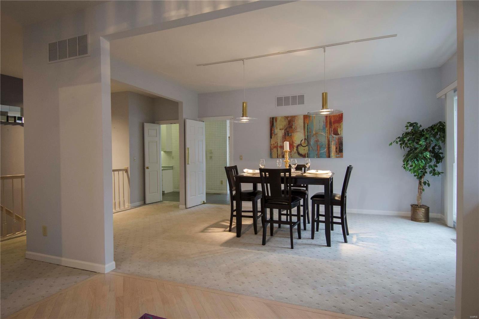 Terraces At Woods Mill Cove Five - Residential