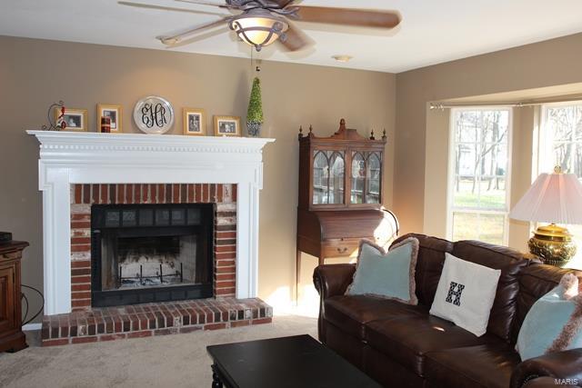 Twin Chimneys - Residential