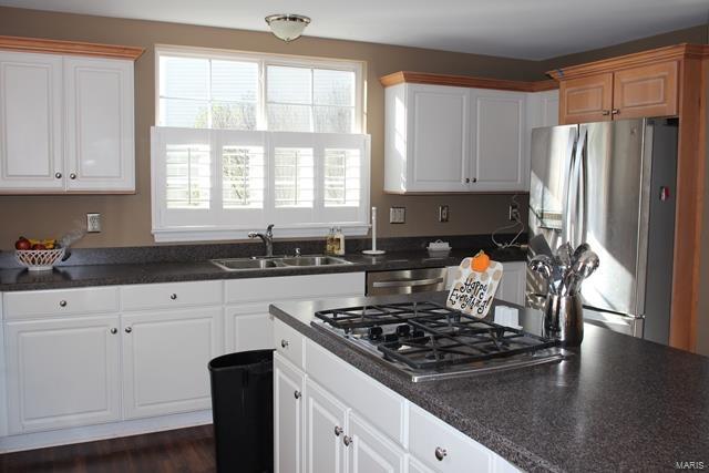 Twin Chimneys - Residential