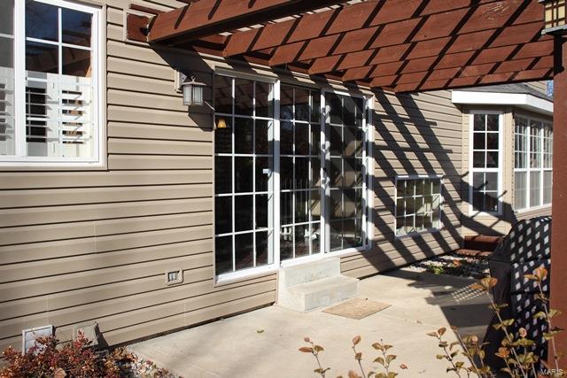 Twin Chimneys - Residential