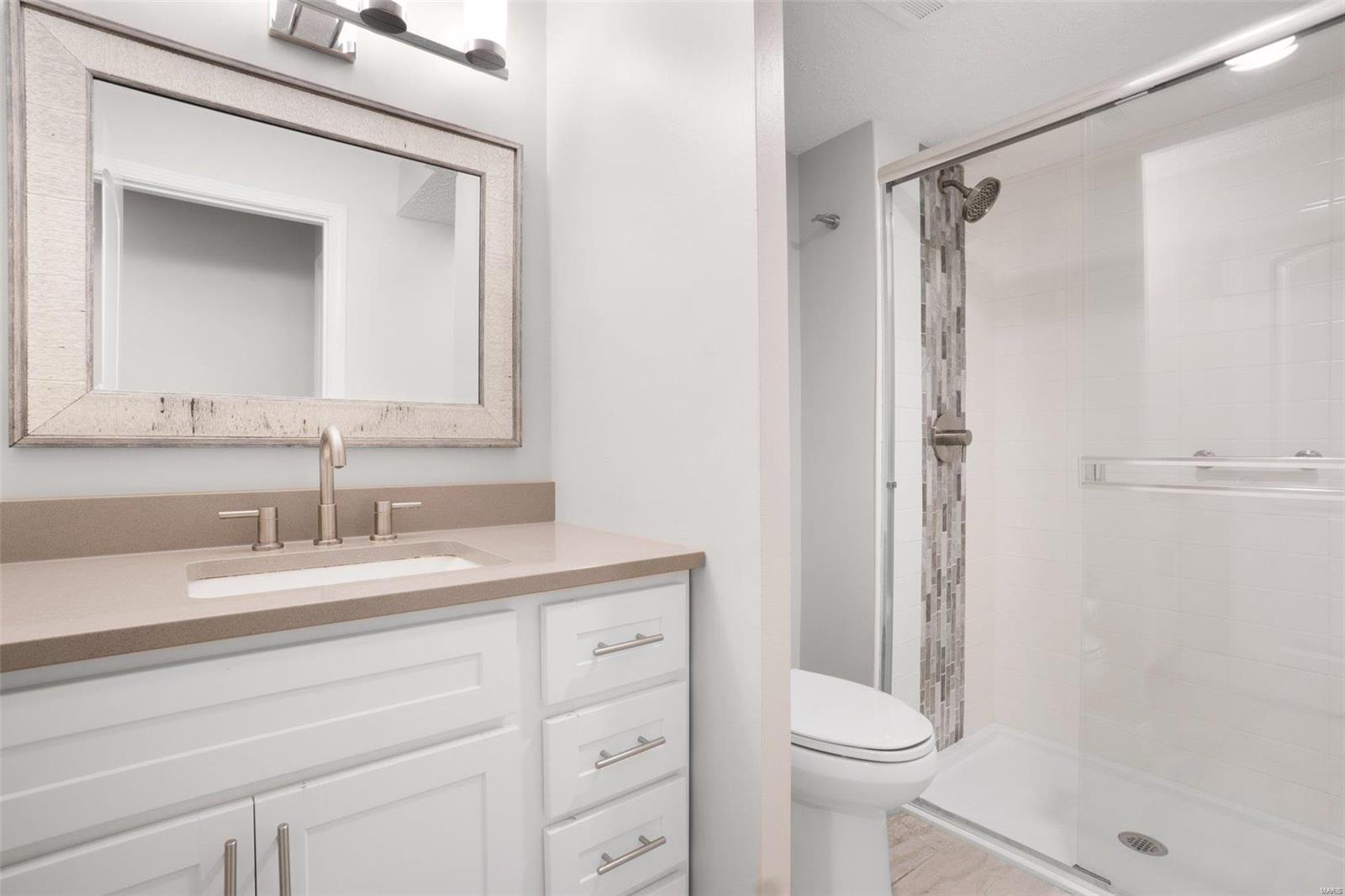 Manor Condo At Oxford Hill - Residential