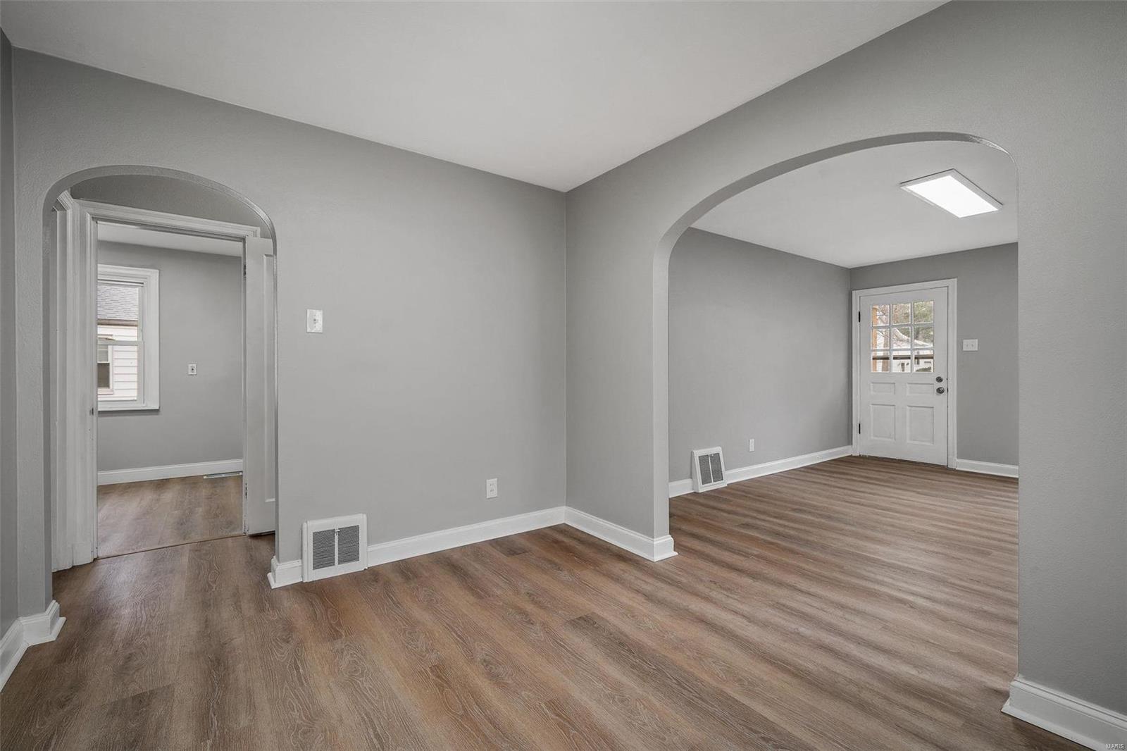 JONELL COURT - Residential