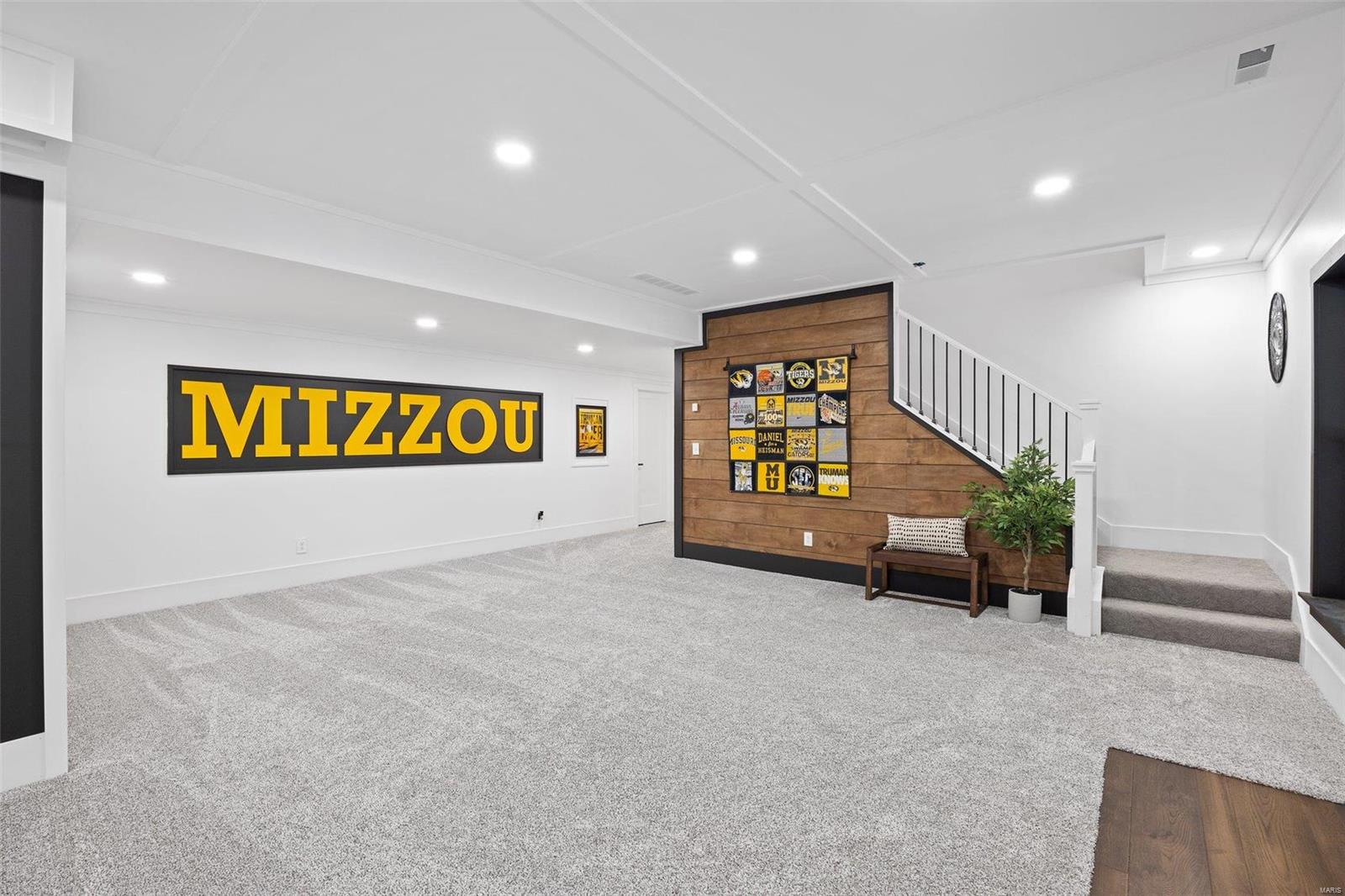 Lake Forest - Residential