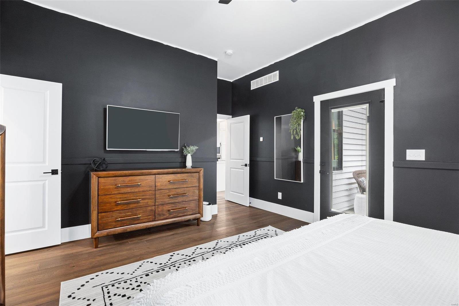 Lake Forest - Residential