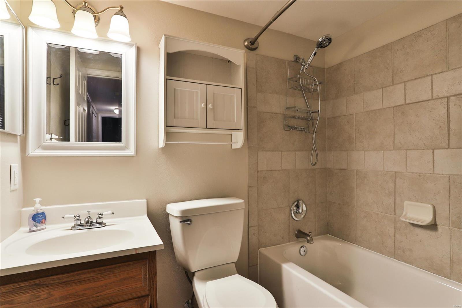 Treetop Condo Ph II - Residential