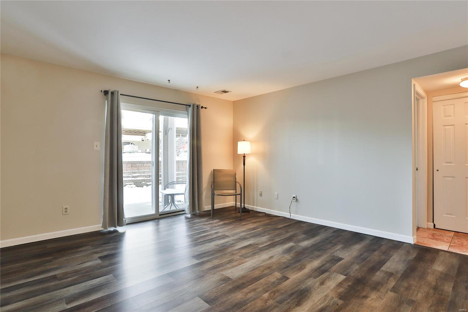 Treetop Condo Ph II - Residential