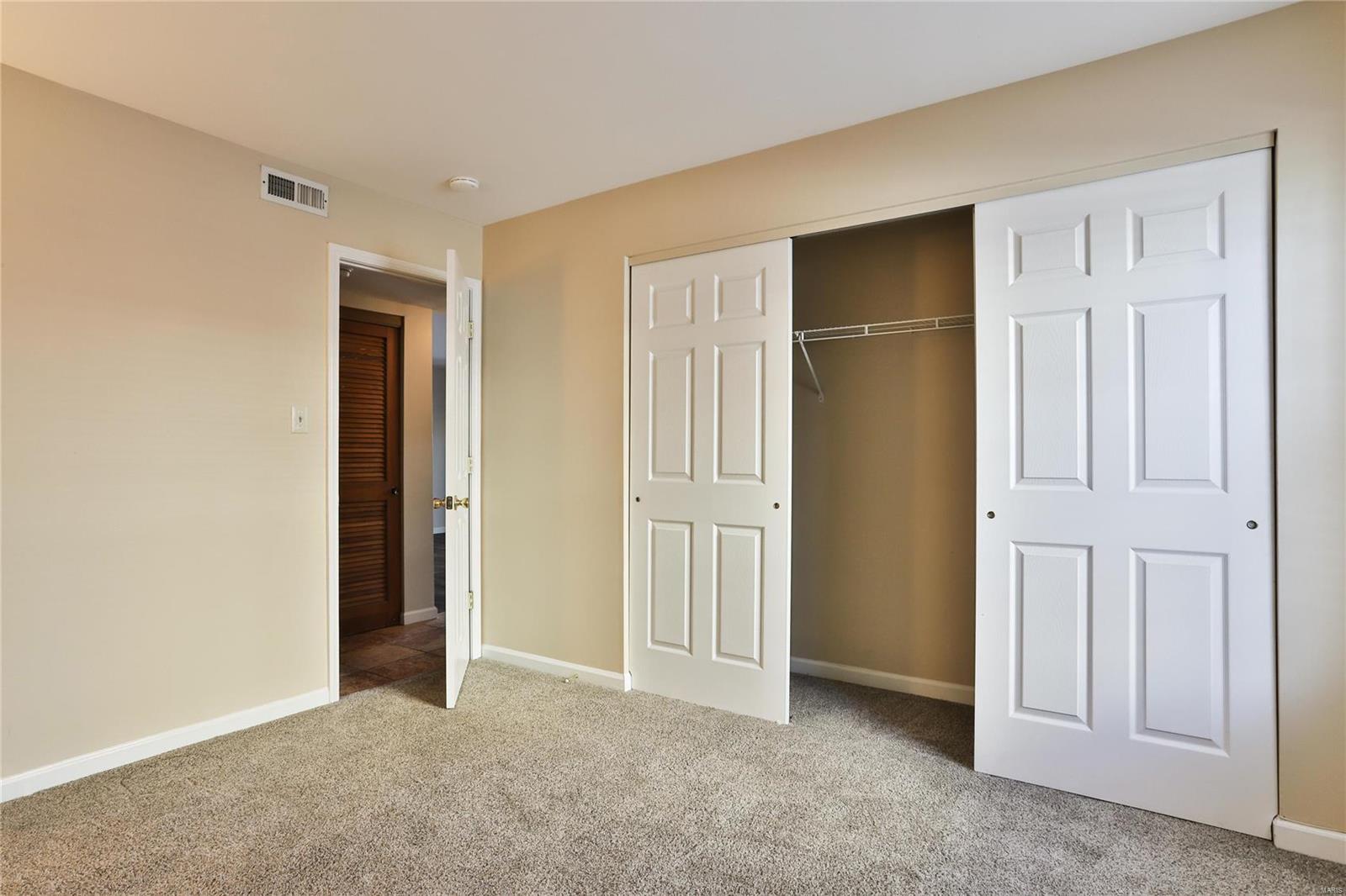 Treetop Condo Ph II - Residential