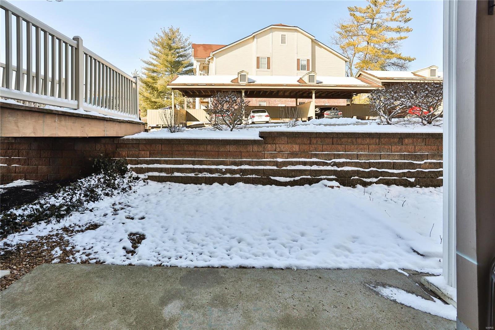 Treetop Condo Ph II - Residential