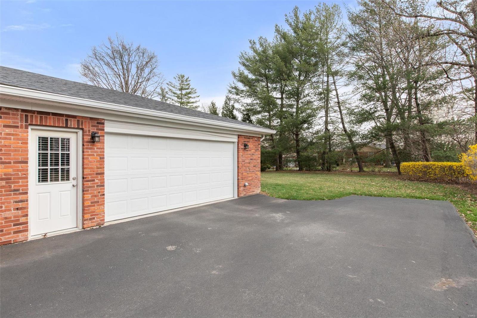 Berkley Manor 2 - Residential