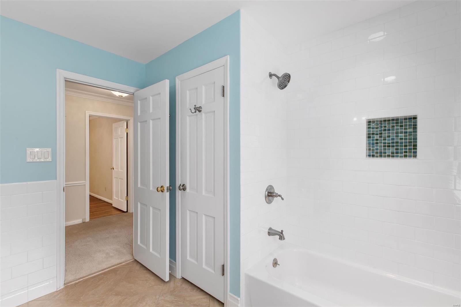 Berkley Manor 2 - Residential