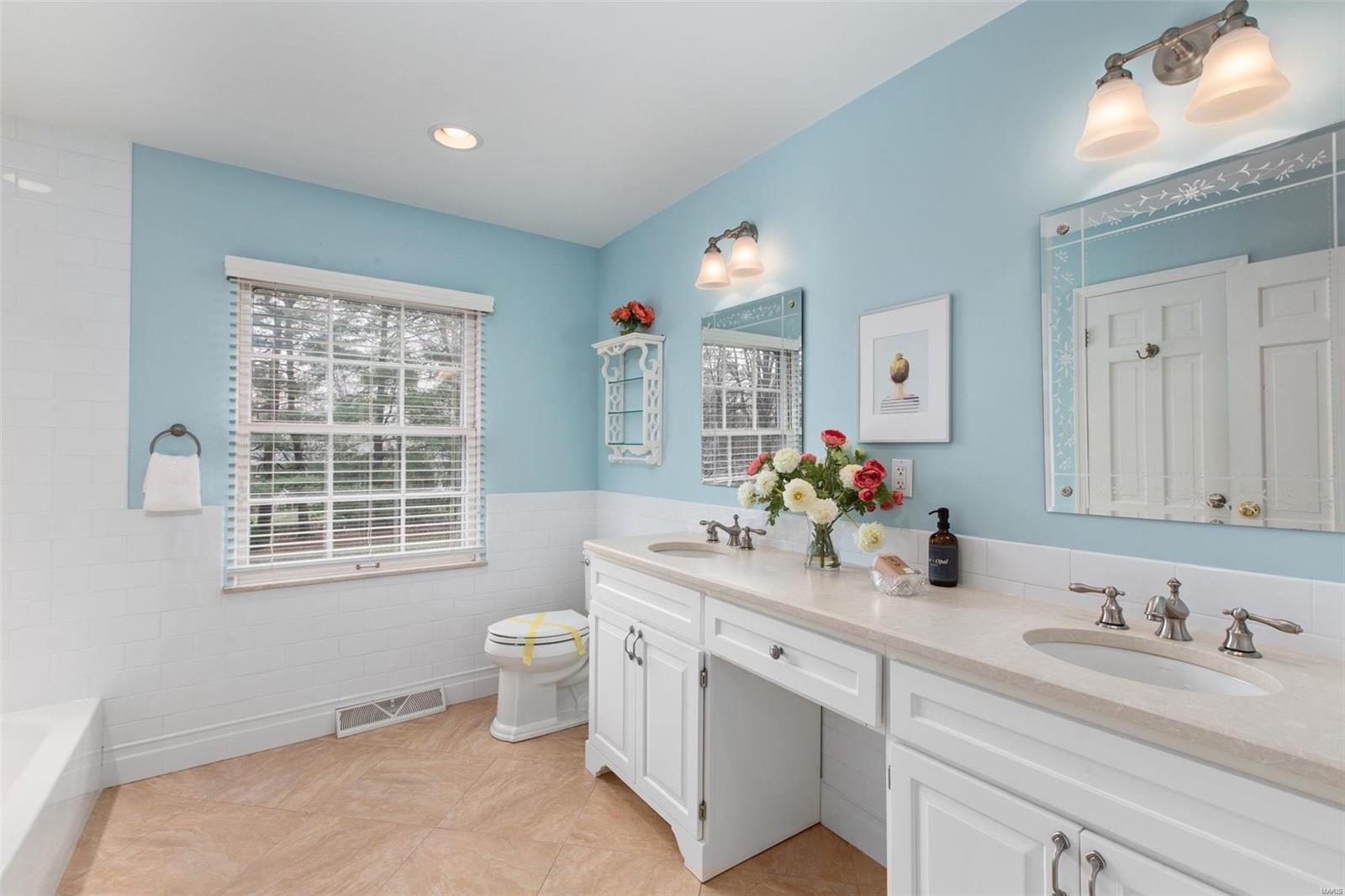 Berkley Manor 2 - Residential