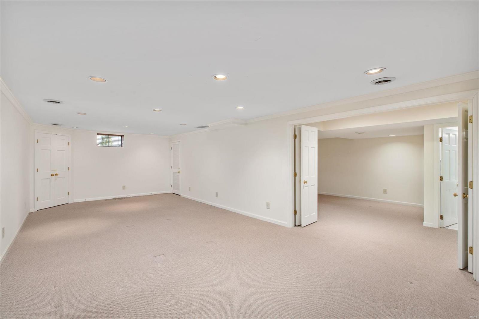 Berkley Manor 2 - Residential