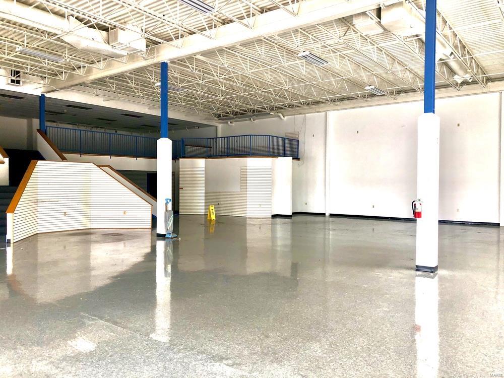 Unknown - Commercial Sale