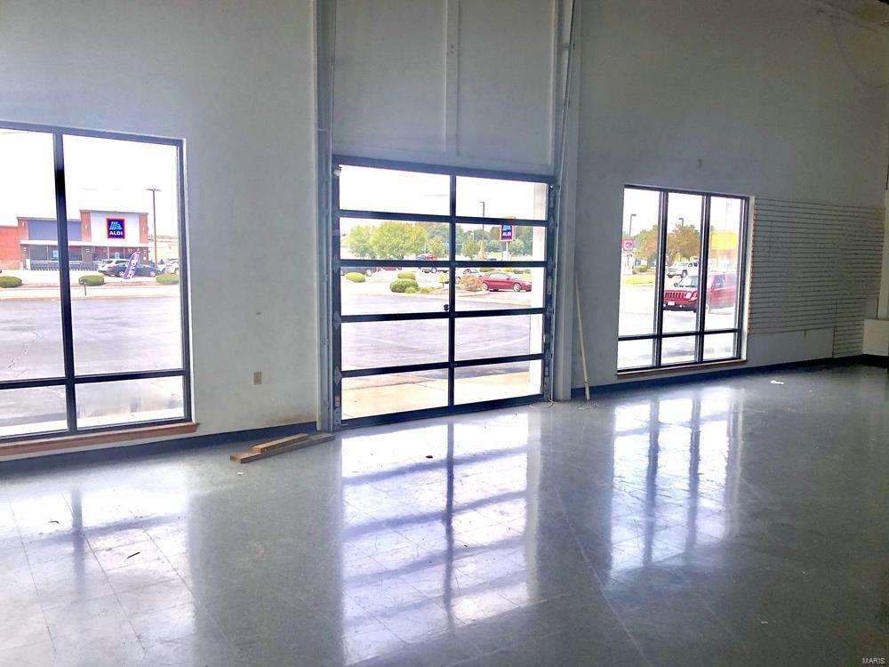 Unknown - Commercial Sale