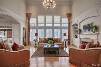 The Villas At Meadowbrook - Residential