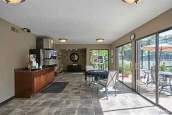 The Villas At Meadowbrook - Residential