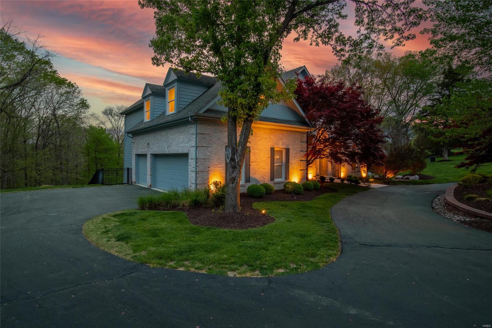 The Summit At Wildhorse - Residential