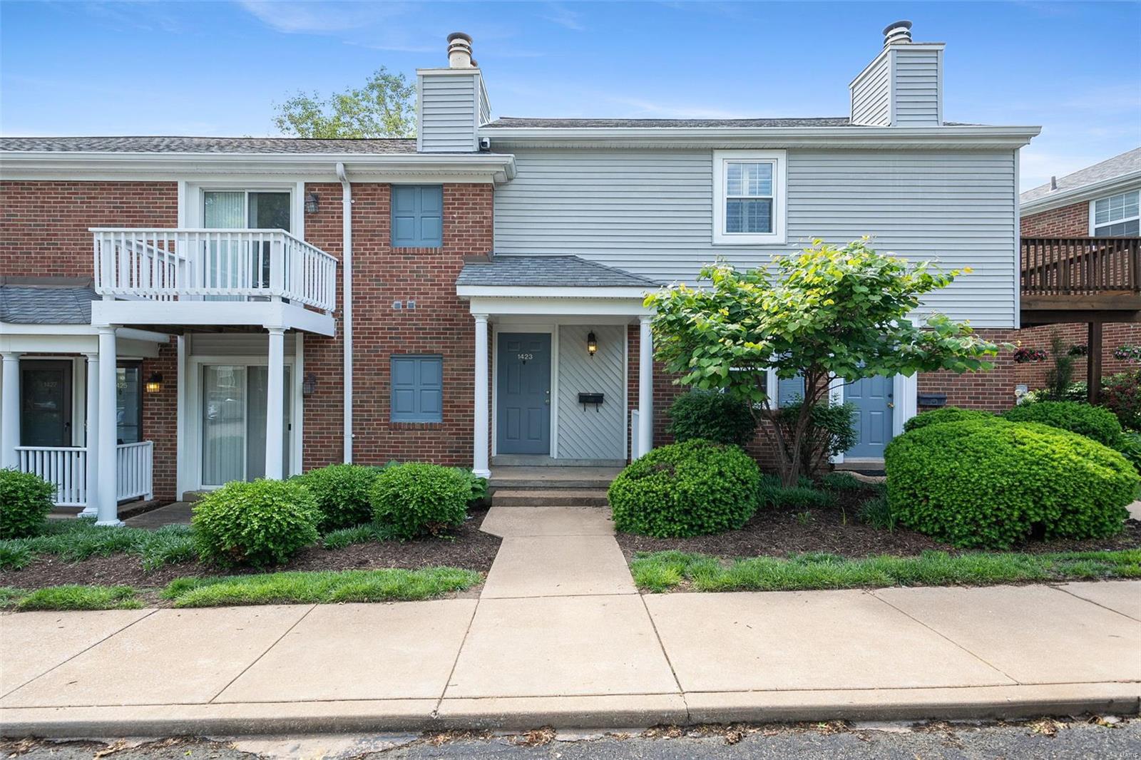 1423 Peacock Lane