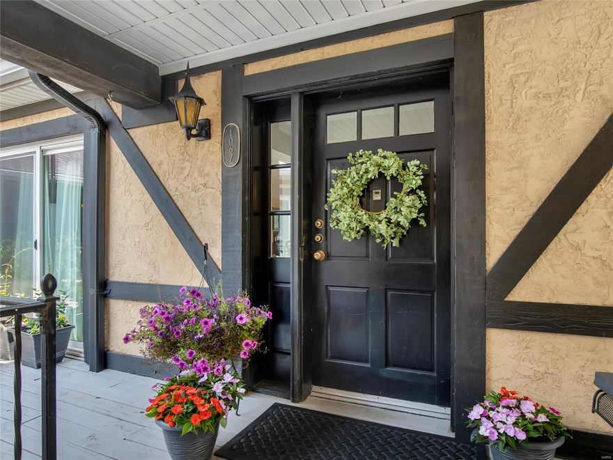 Love. Love. Love. Light, bright farmhouse-chic condo will knock your socks off. Polished palette sets the stage for easy living with all new ash-color luxury plank floors, fresh luscious paint & beautifully remodeled kitchen/baths. Spacious living room opens to dining area w/show-stopping light fixture, and access to outdoor deck. Tastefully designed kitchen features white cabinetry dressed up w/striking quartz counters and rubbed bronze fixtures. Generously-sized bedrooms include elegant ensuite (w/eastern exposure) donning sleek barn door to private bath and walk-in closet. Second bedroom also enjoys eastern morning sun and large closet. Stylish baths boast new & lovely crisp white vanities w/Danby marble, chrome fixtures and "oh-love-it" penny-tile flooring. Six-panel doors, plenty of storage, large laundry room. Outstanding location close to popular restaurants & retail, the complex includes private pool, bbq/picnic area & reserved parking. Home Warranty. It's a peach. Location: End Unit, Upper Level