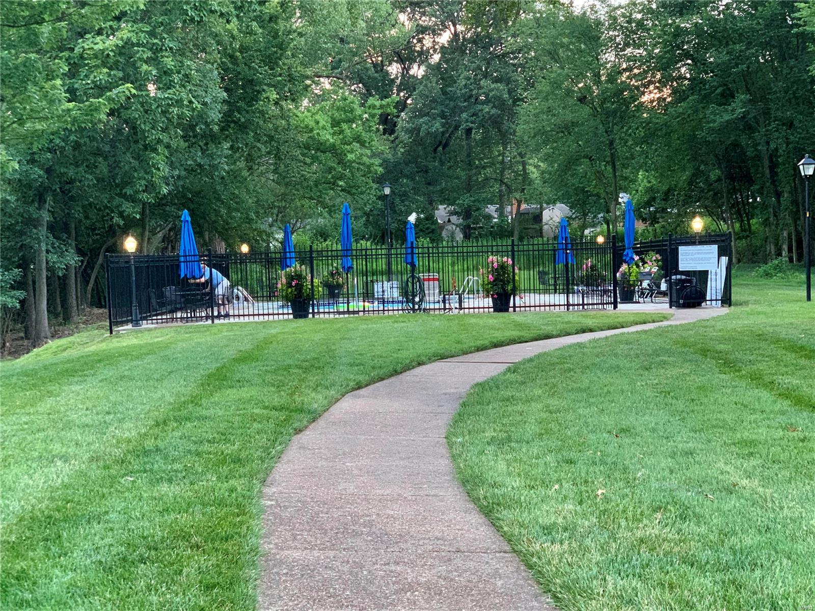 Kirkshire Condo The - Residential