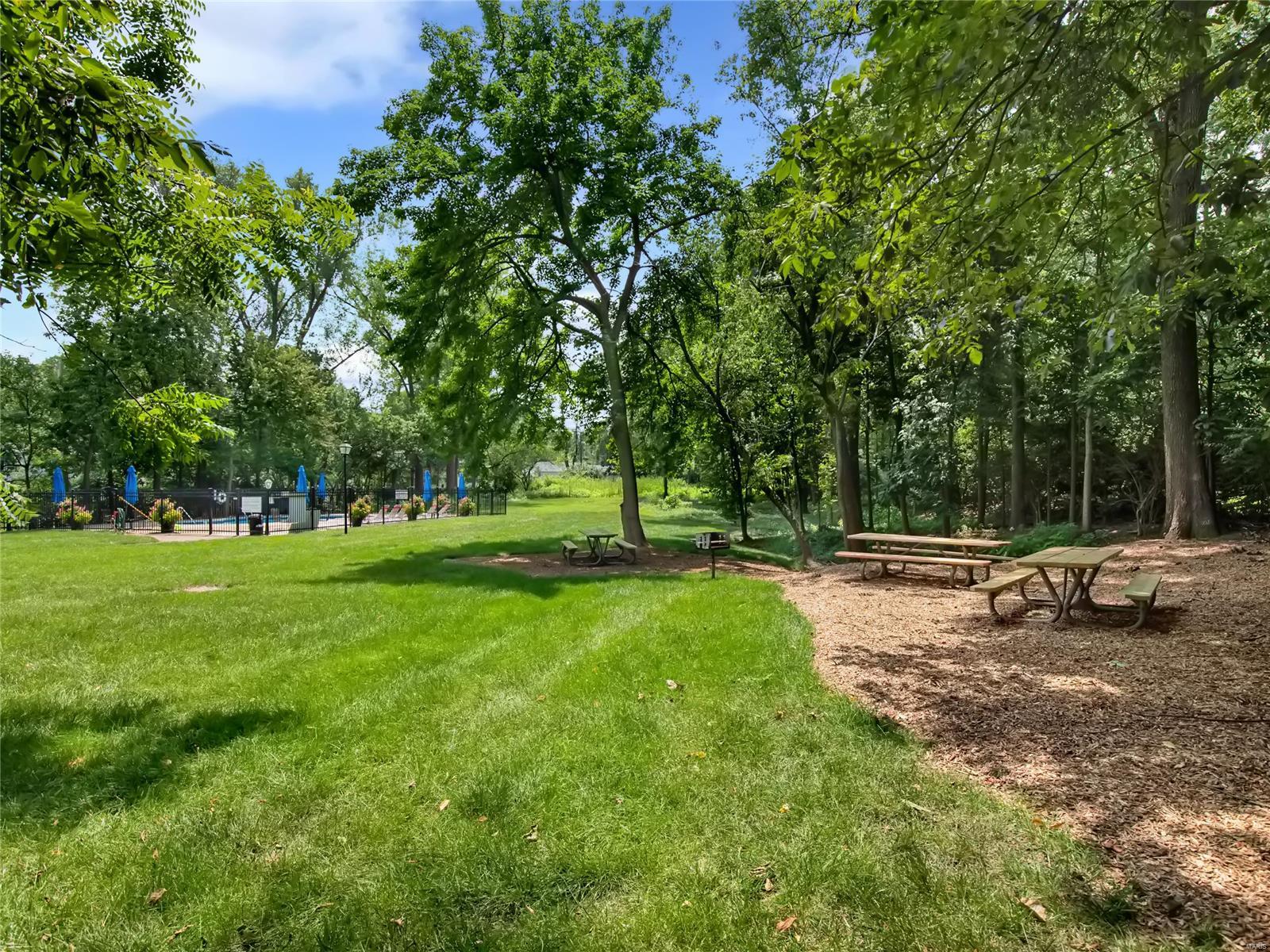 Kirkshire Condo The - Residential