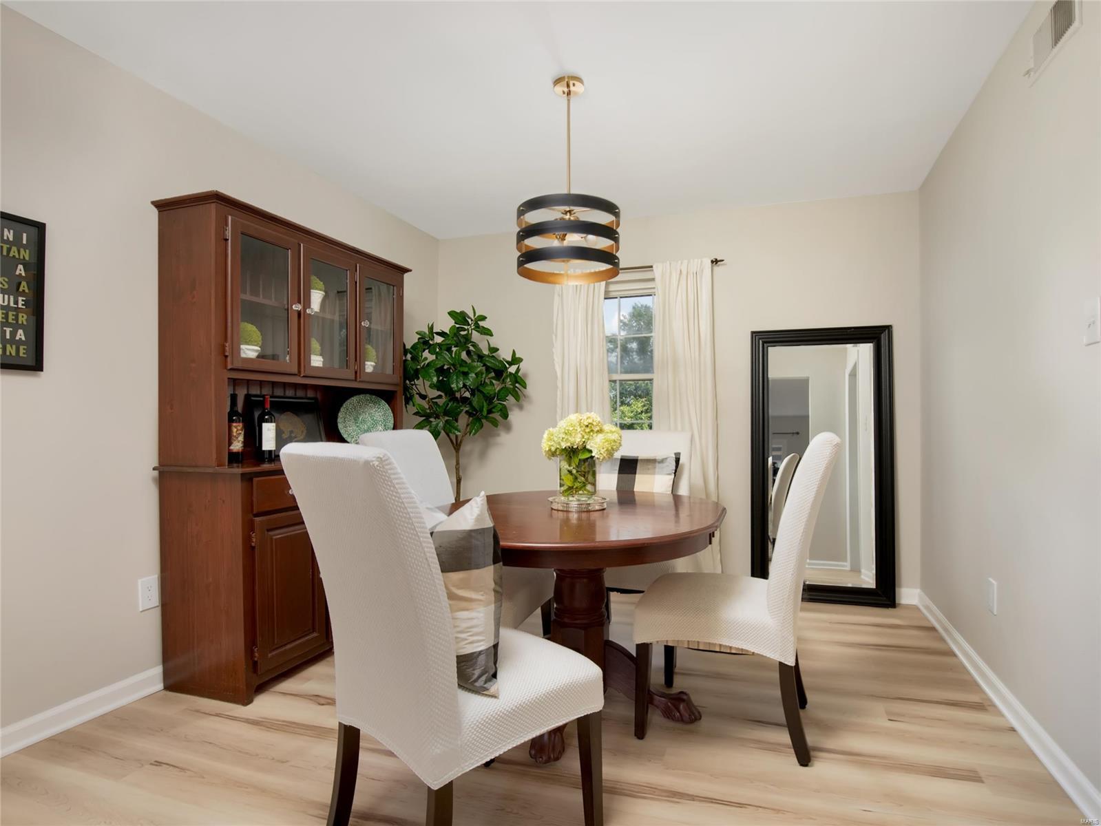 Kirkshire Condo The - Residential