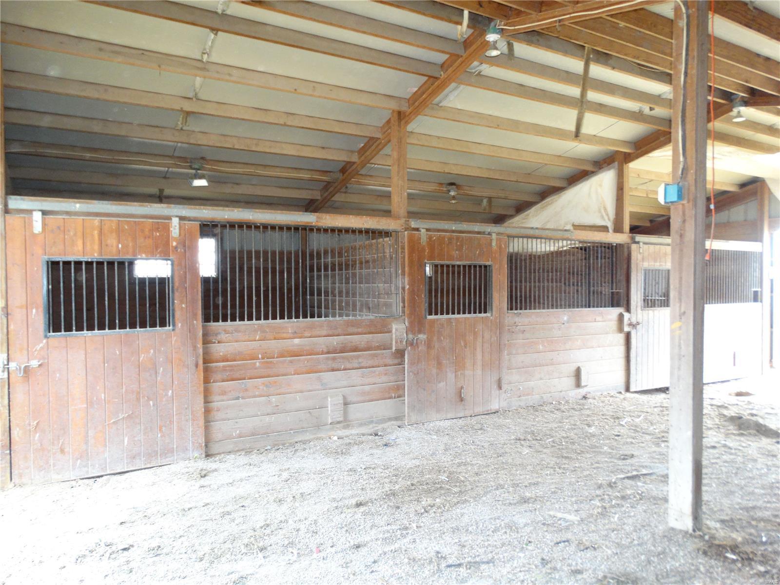 Summit Manor - Residential