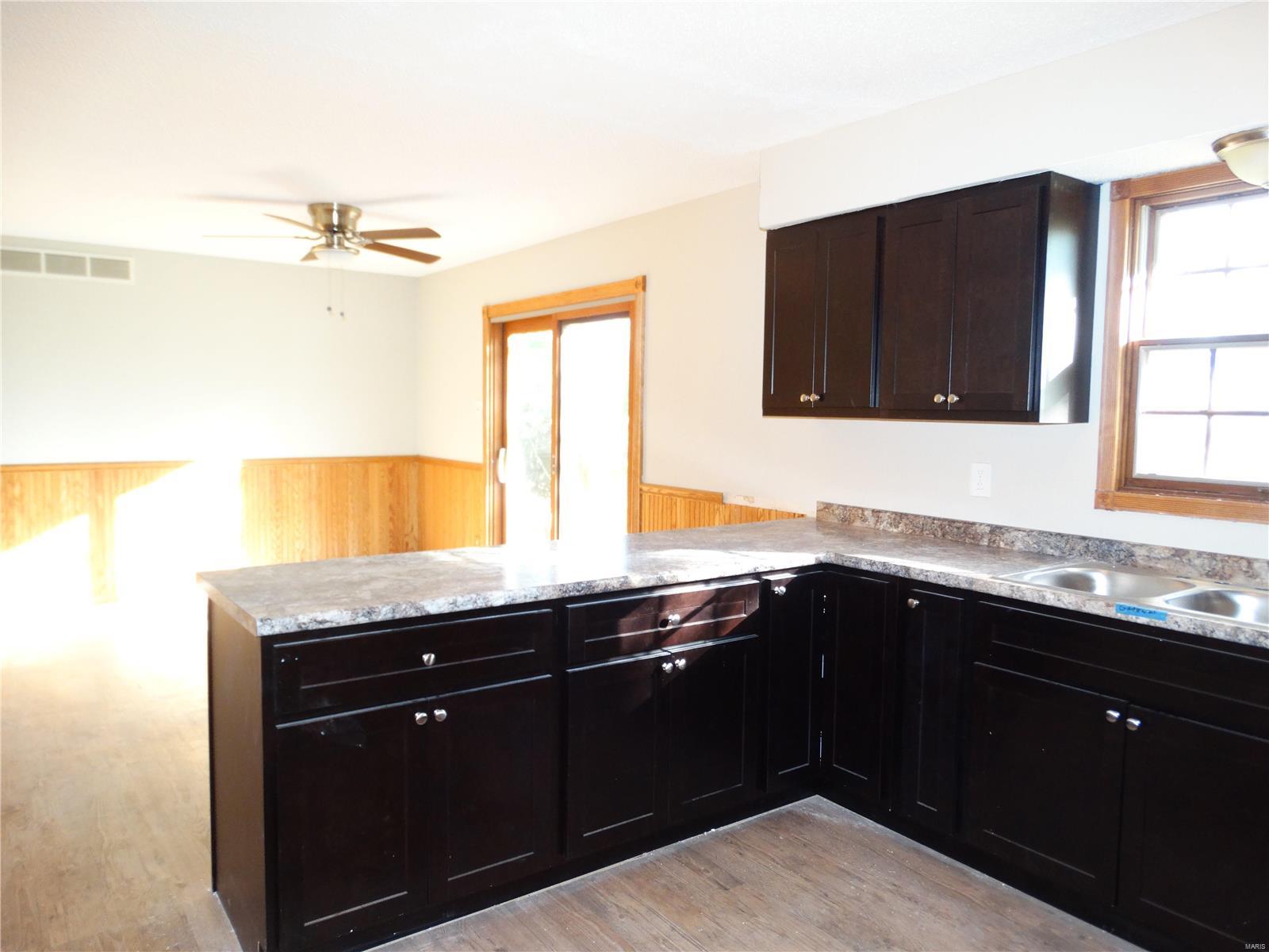 Summit Manor - Residential