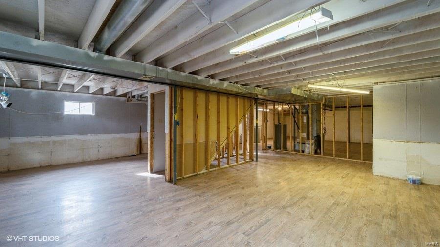 Summit Manor - Residential