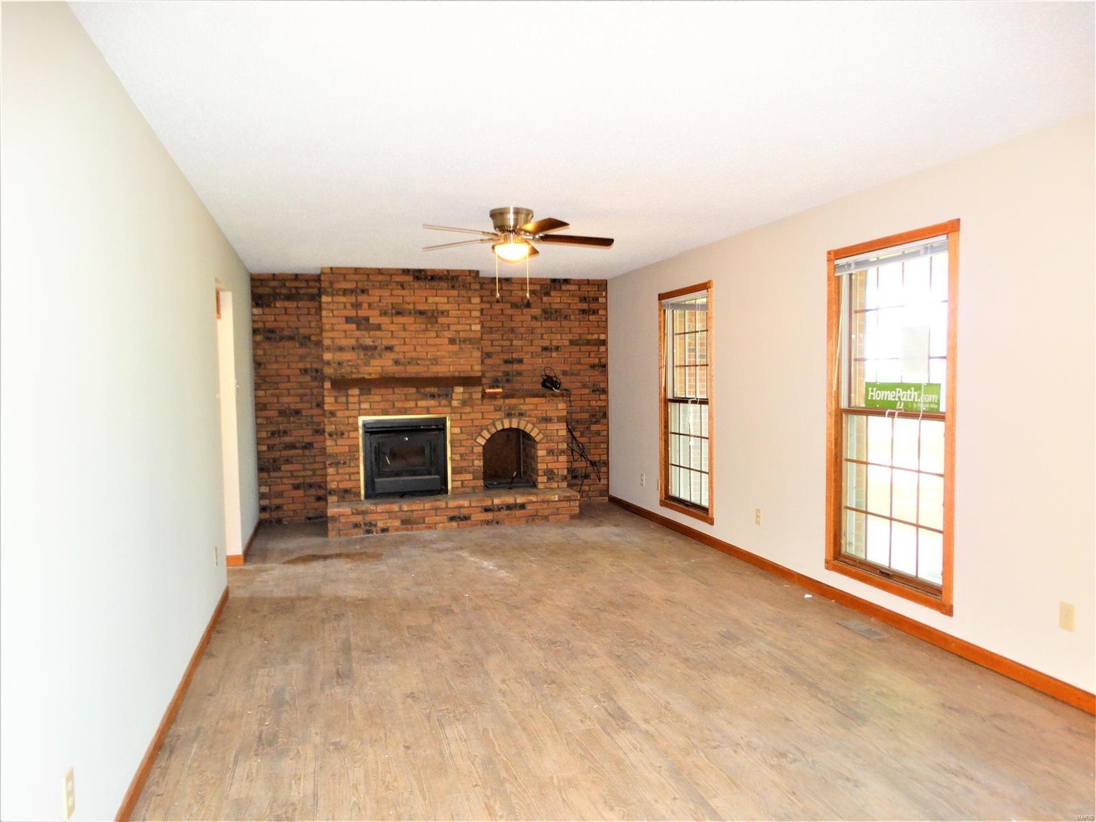 Summit Manor - Residential