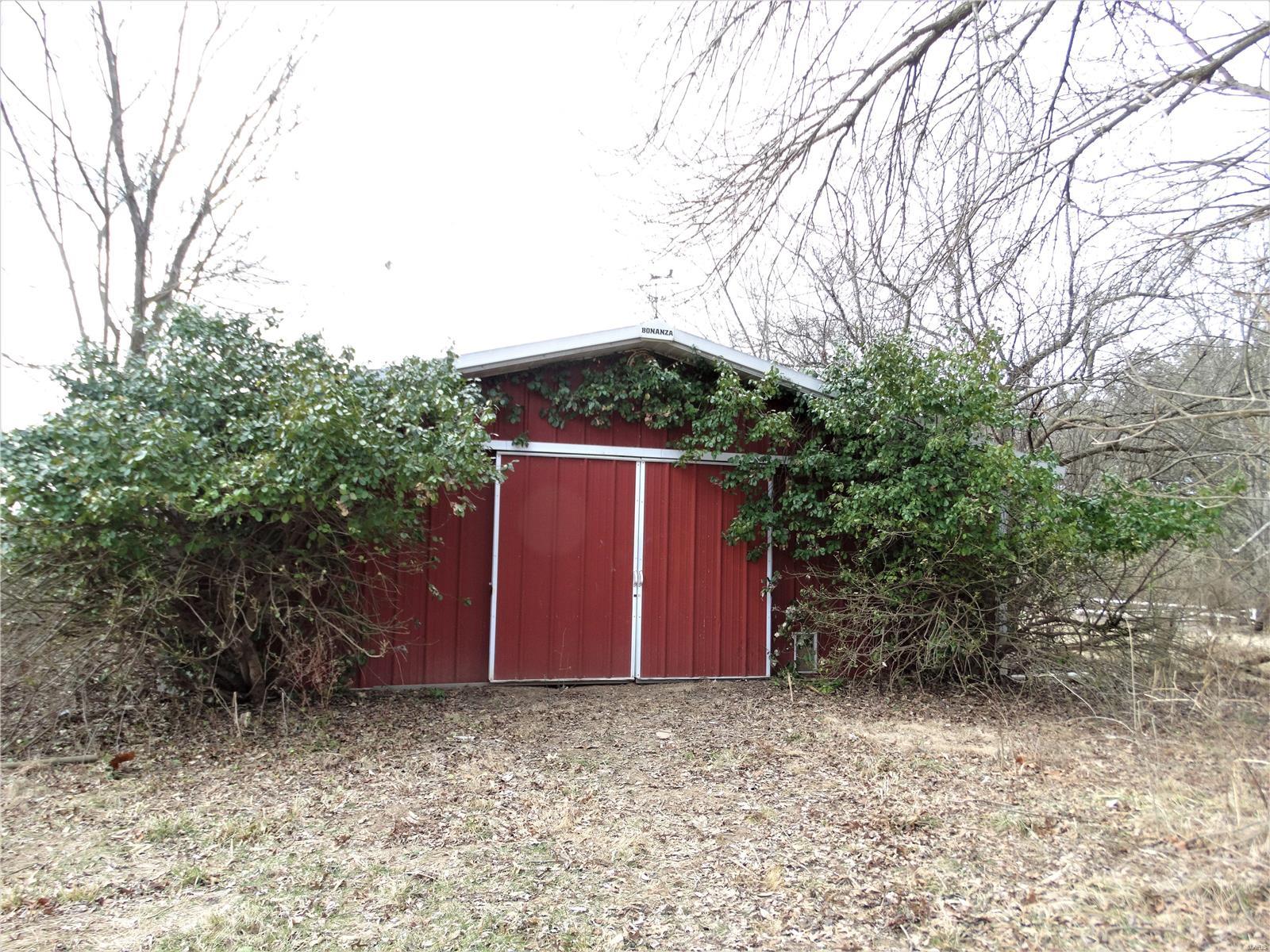 Summit Manor - Residential