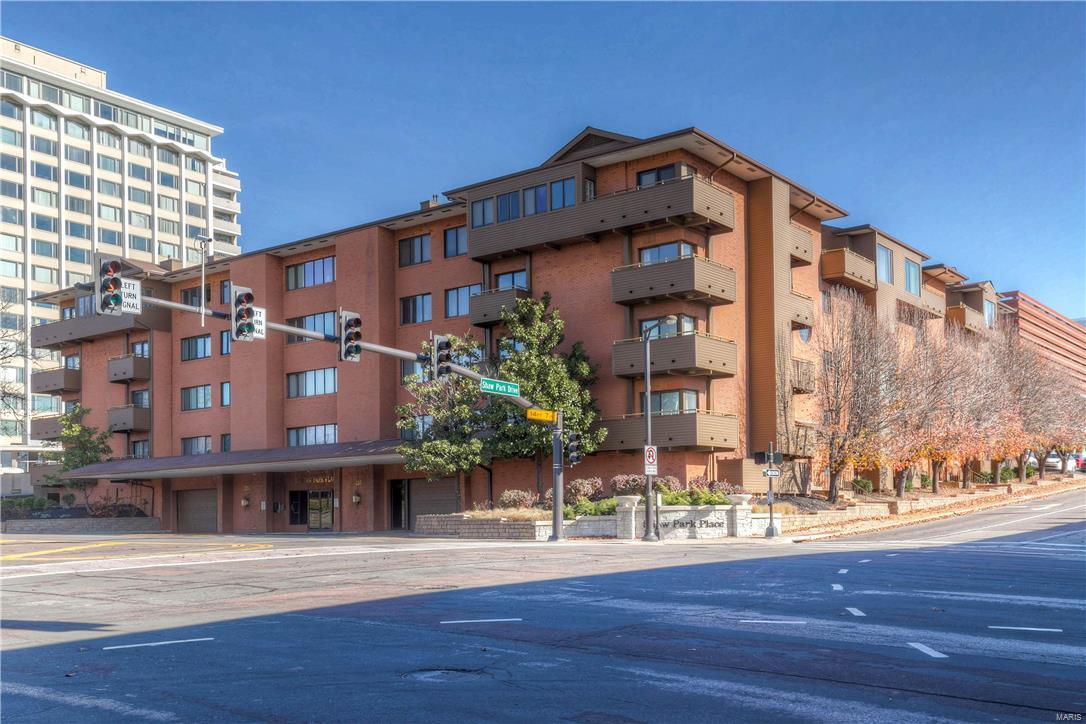 Shaw Park Place Condo - Residential