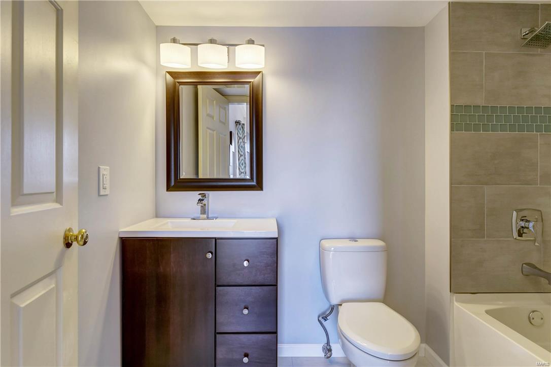 Shaw Park Place Condo - Residential