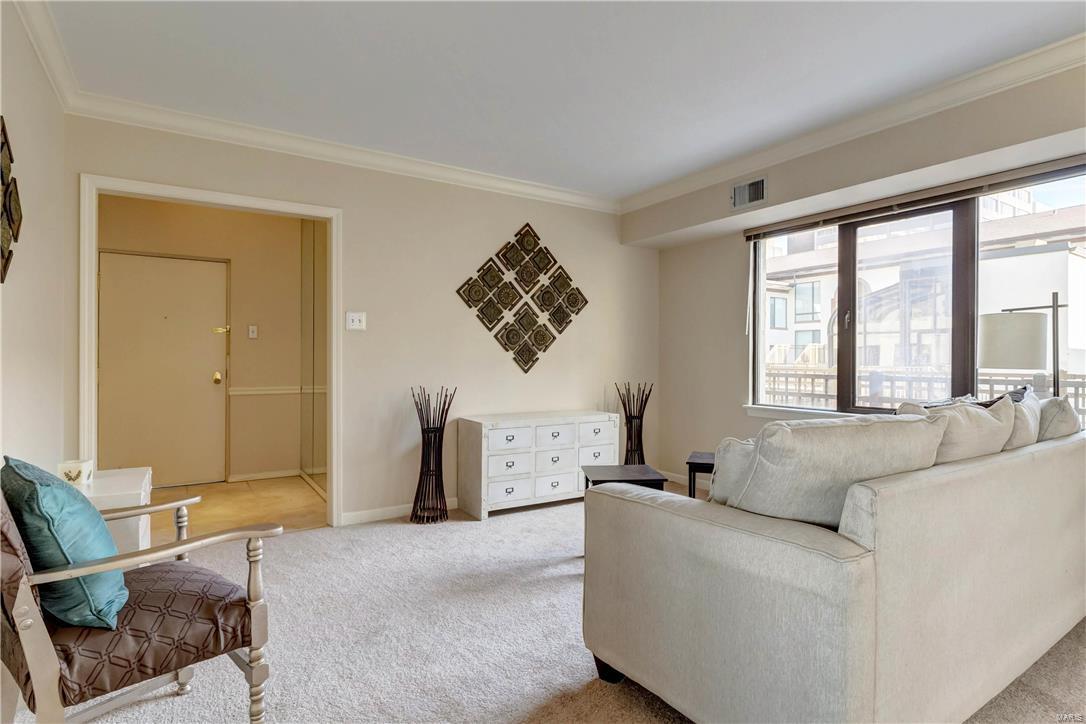Shaw Park Place Condo - Residential