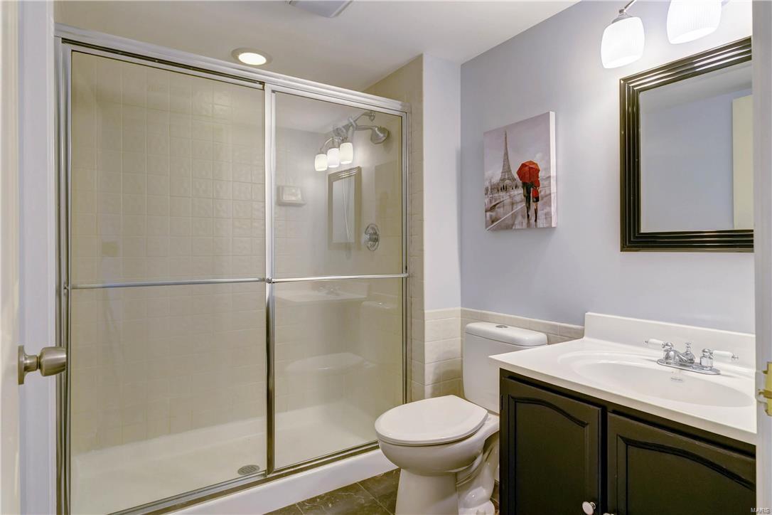 Shaw Park Place Condo - Residential