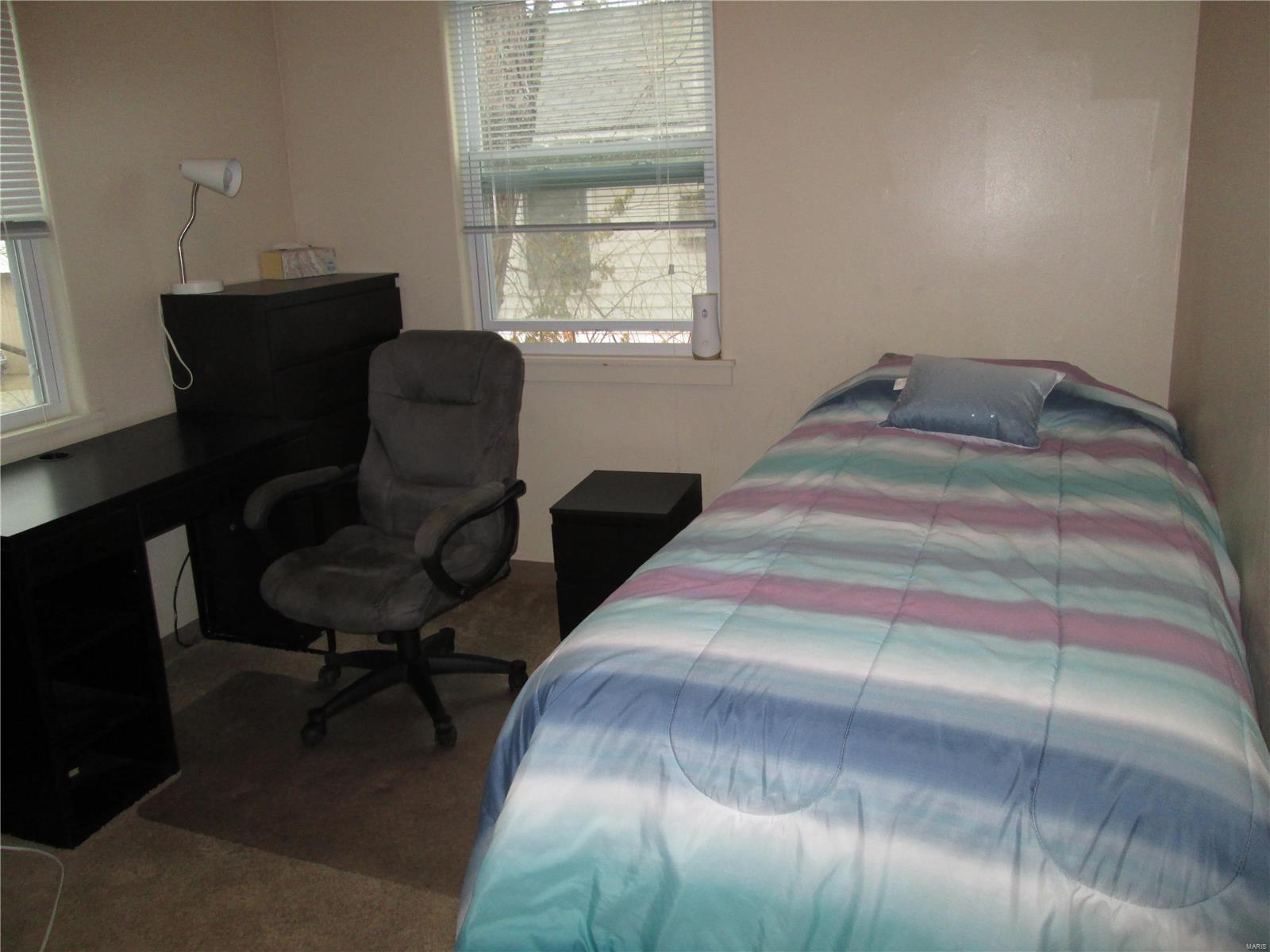 Holloways First Add. - Residential