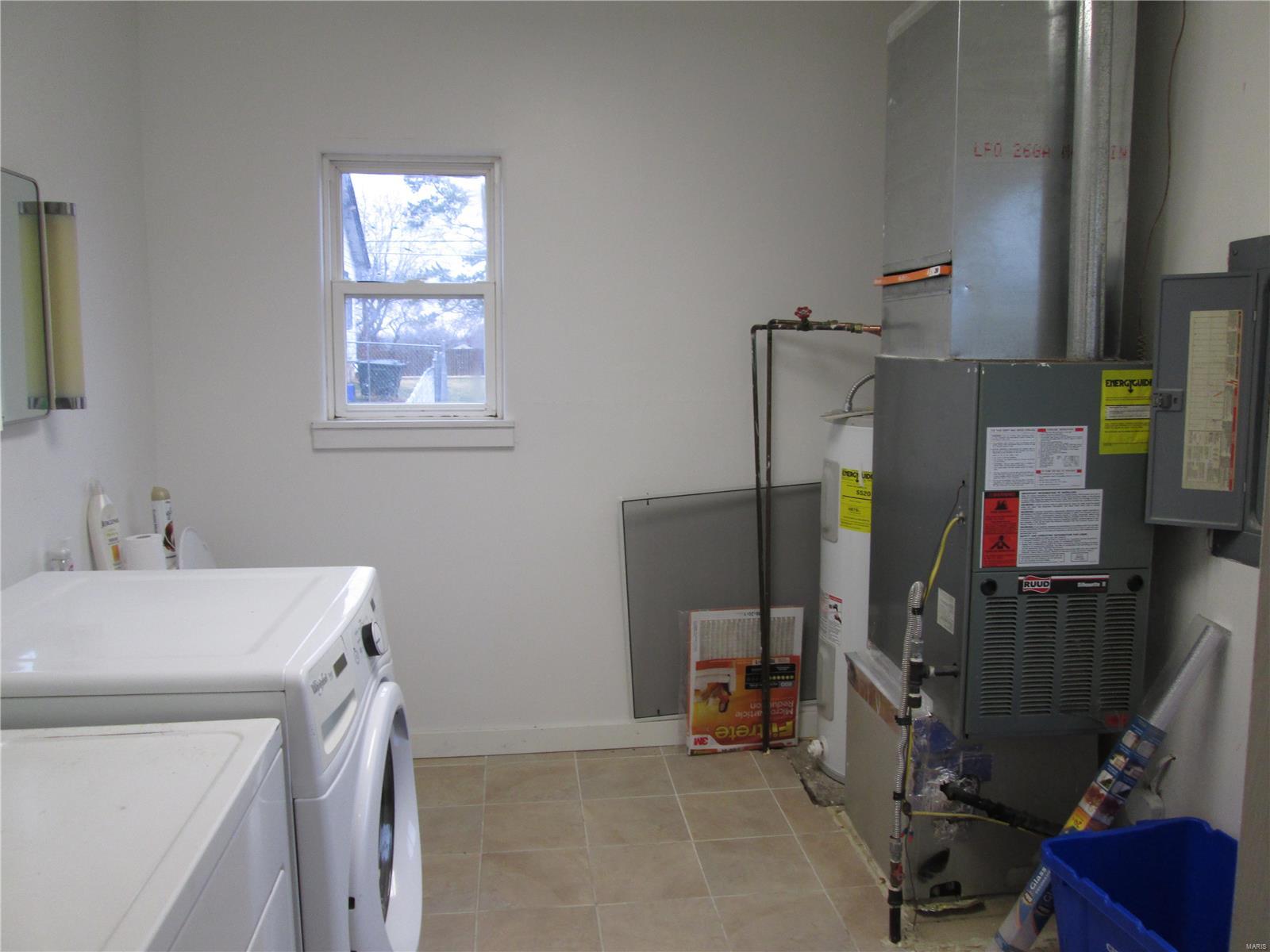 Holloways First Add. - Residential