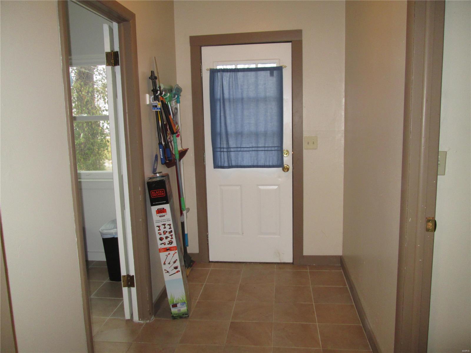 Holloways First Add. - Residential