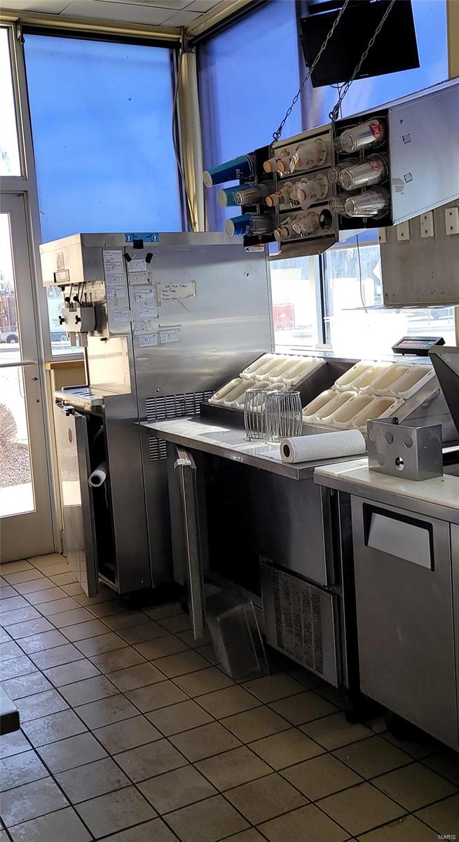 Townsend. Addition - Commercial Sale