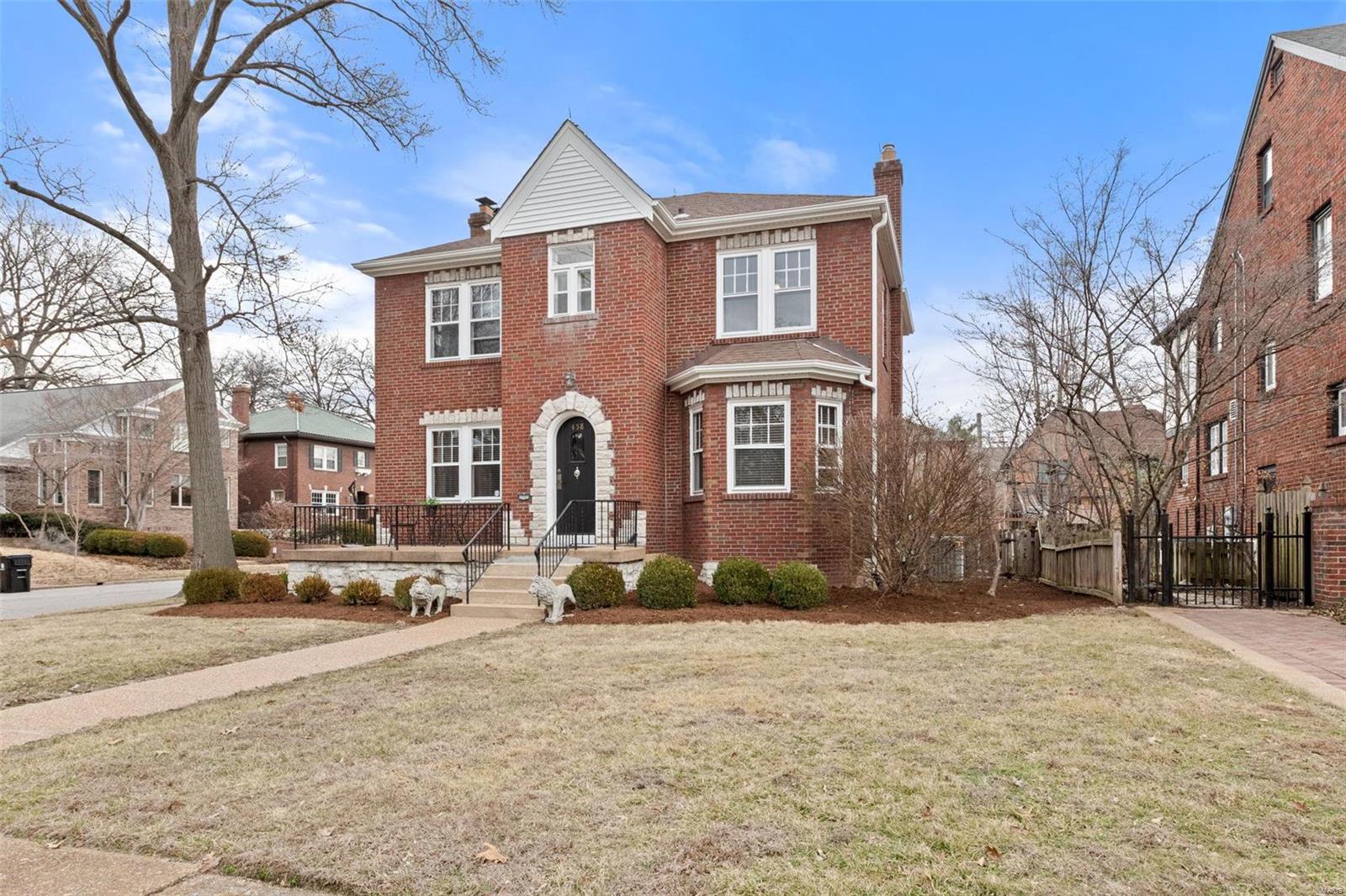 Alta Dena - Residential